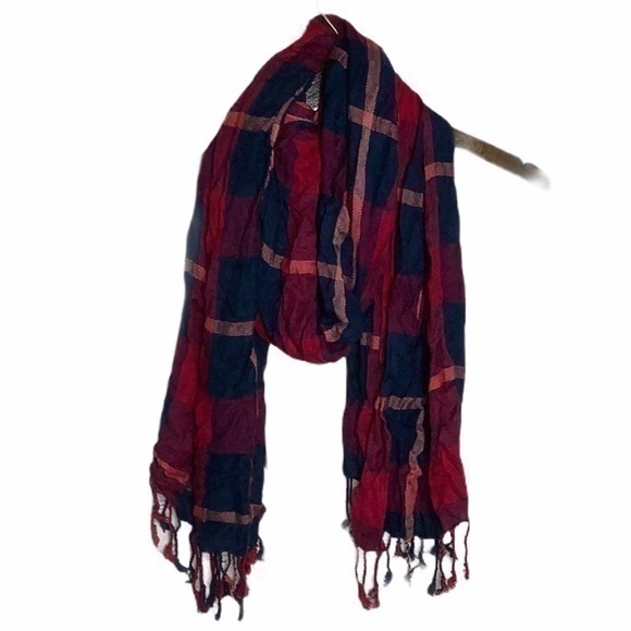 GAP red plaid fringe scarf - Picture 1 of 7